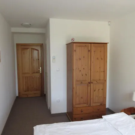 Mediterran Vendeghaz Гостевой дом Веленце